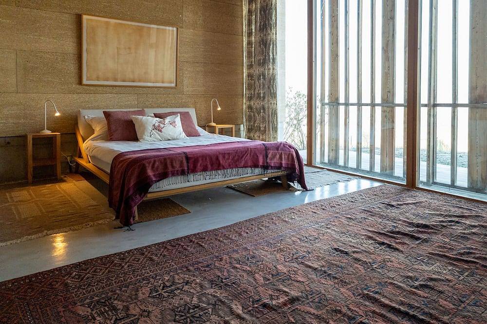 Modernes 3-Bett-Haus mit Infinity-Pool und Blick auf die Landschaft in Villars, Regionaler Naturpark Luberon