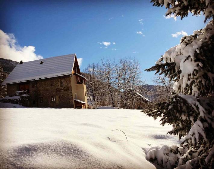 Gîte pour 6 personnes, avec jardin et vue à Pelvoux