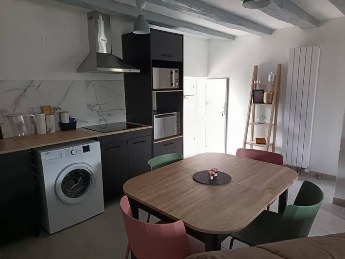Location de vacances pour 4 personnes, avec terrasse et jardin à Veuves - 2