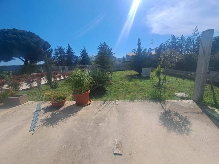 Apartamento de vacaciones para 4 personas, con vistas y jardín - 1