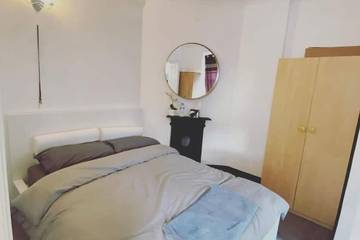Apartment for 3 People in Hounslow, London, Photo 1