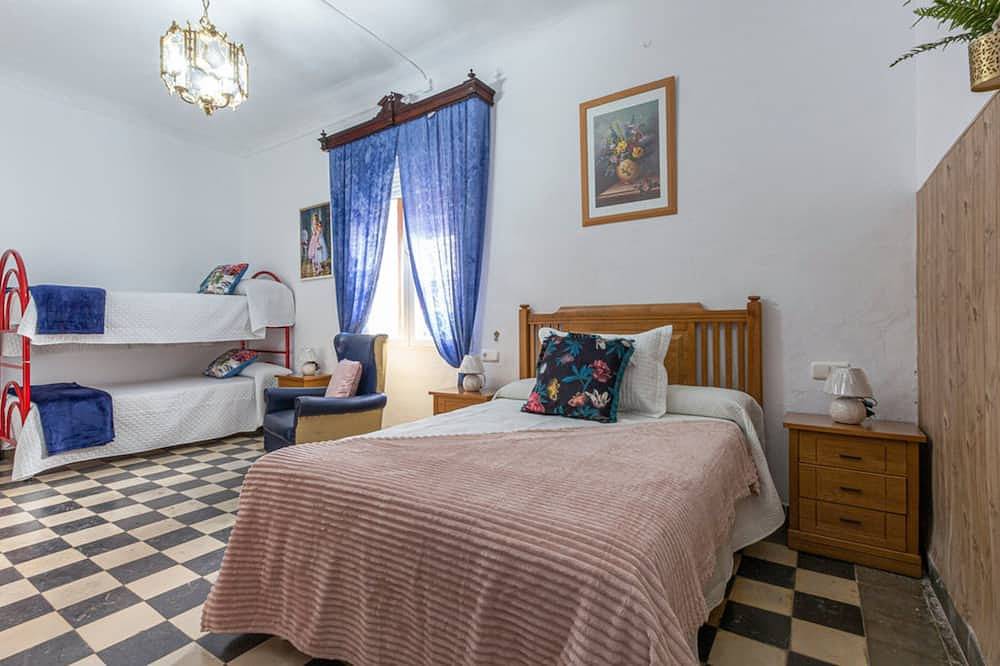 Casa Amelia y Juan de Dios in El Padul, Cordillera Penibética
