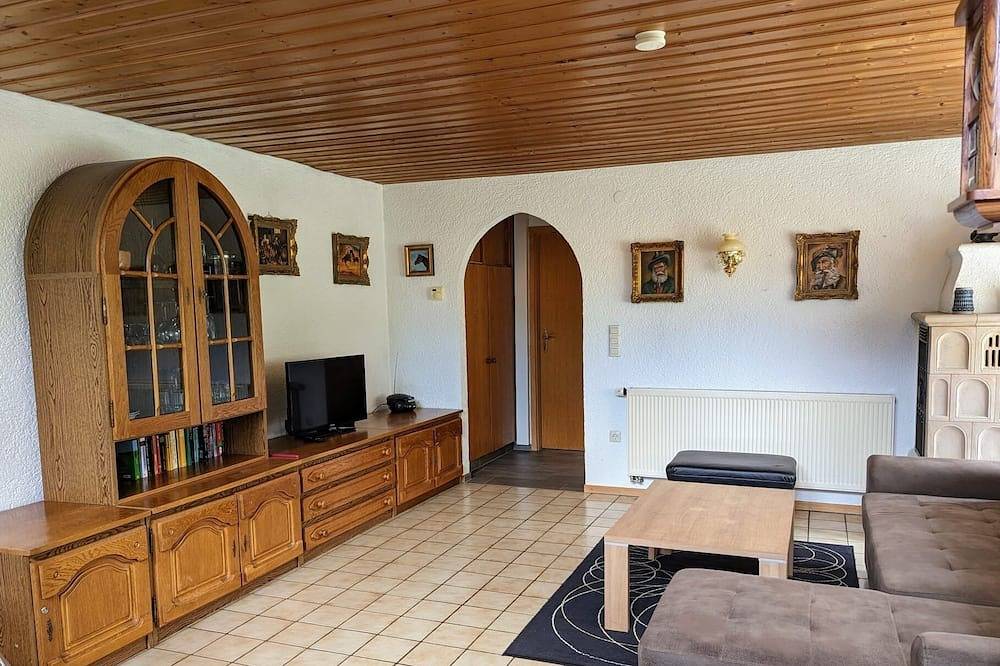 Bisingen, idyllisch freistehendes Haus mit Garten, eingezäunt, Haustiere erlaubt in Bisingen, Neckar-Alb