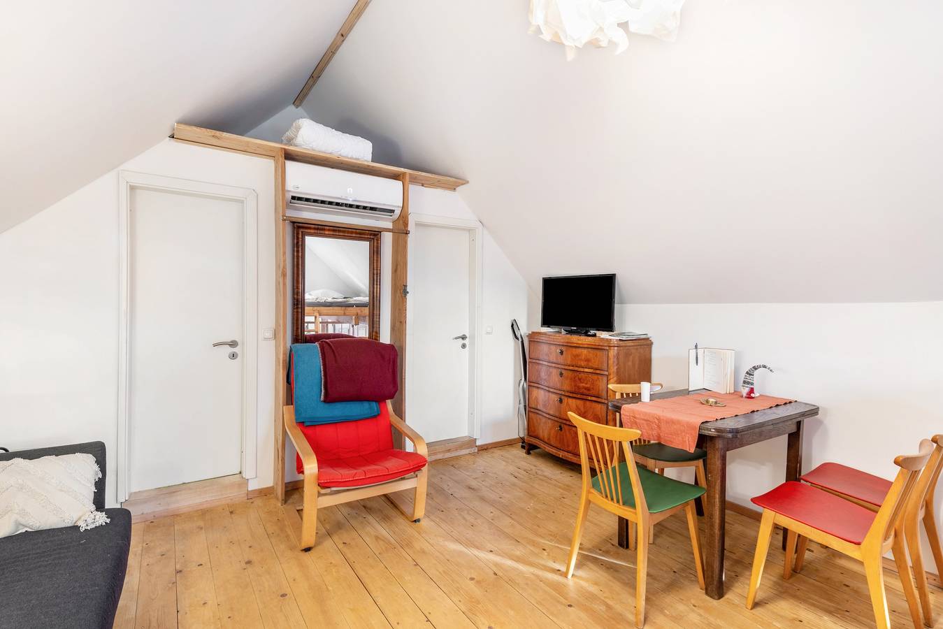 Ferienhaus 'Tiny House An Der Werra' mit Privatterrasse, Wlan und Klimaanlage in Bad Sooden-Allendorf, Werratal