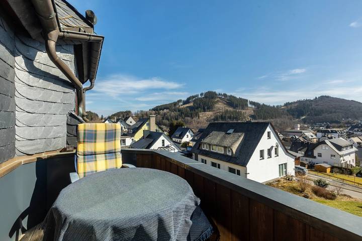 Ganze Wohnung, Ferienwohnung 'Orenberg 6' in Willingen, die Mittelgebirge