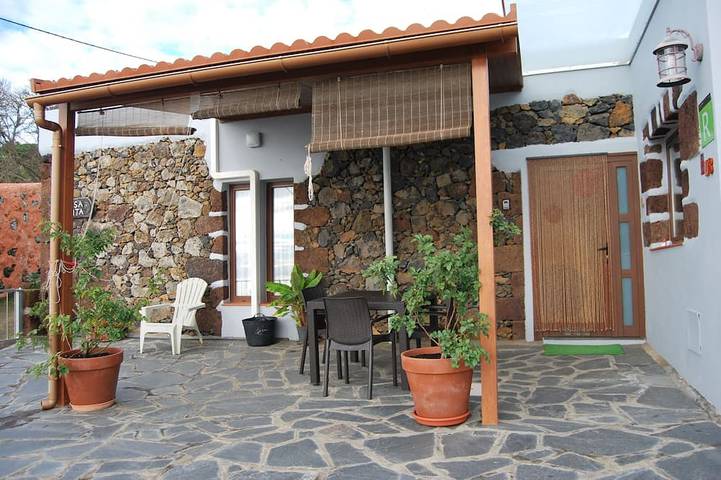 Gîte pour 3 personnes, avec Terrasse et Jardin à Valverde