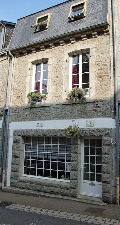 Chambre d’hôte pour 2 personnes, avec jardin dans Office De Tourisme De Huelgoat