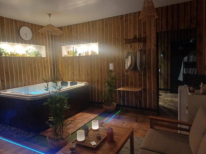 Gîte pour 2 personnes, avec terrasse et vue, animaux acceptés à Saint-Michel-d'Euzet - 2