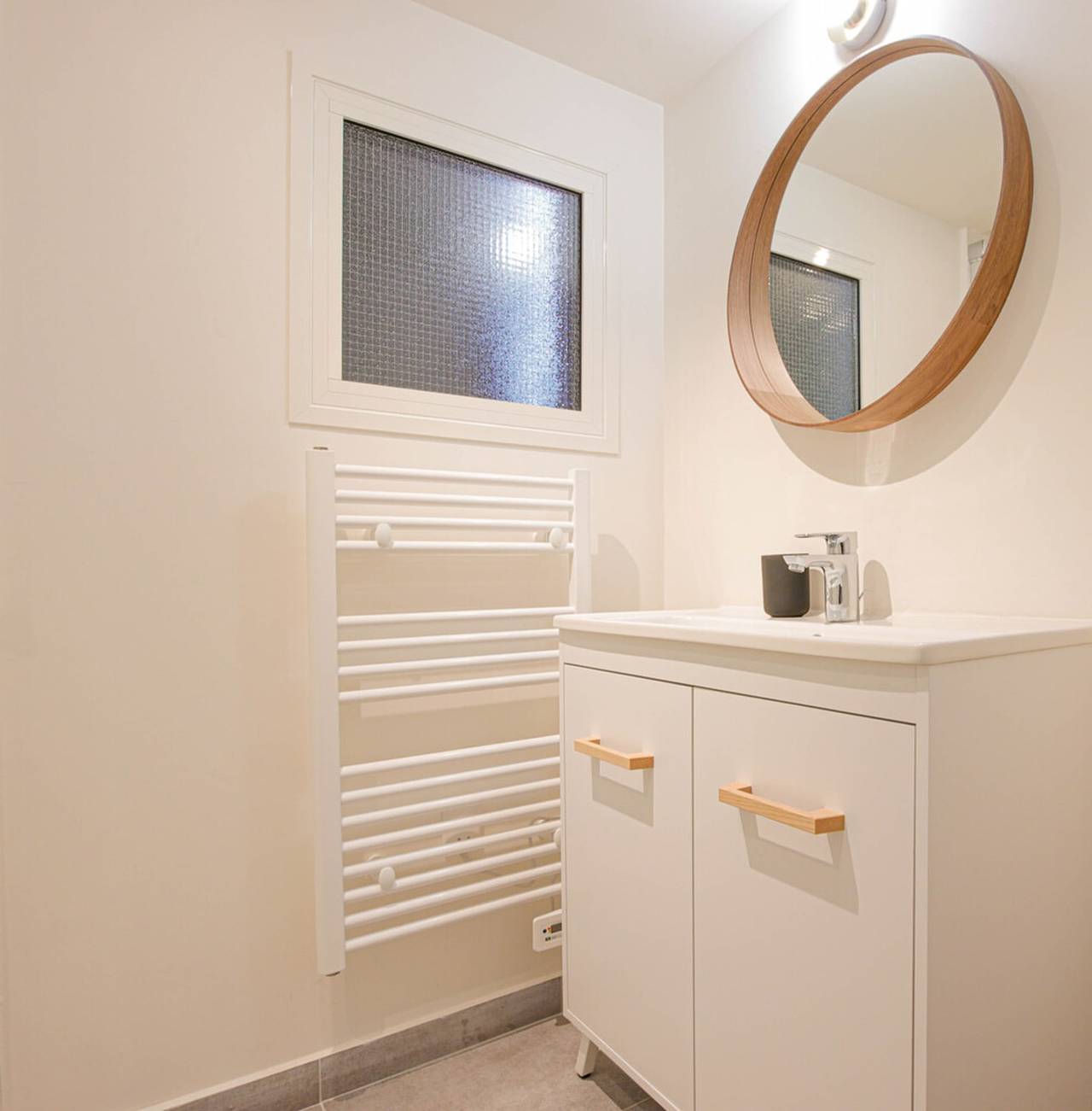 Geheel appartement, Vakantieappartement voor 4 personen met balkon in Bordeaux, Bordeaux en omgeving