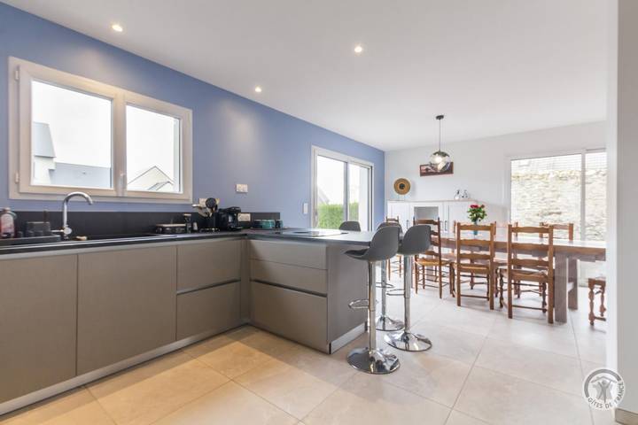 Gîte pour 6 personnes, avec terrasse et jardin à Montmartin-sur-Mer - 4