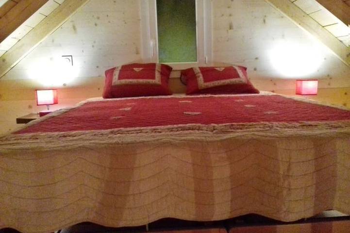 Gîte pour 4 personnes, avec jardin et terrasse à Entremont-le-Vieux - 2