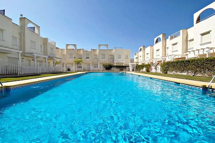 Holiday apartment for 5 people, with garden and pool as well as terrace - 1