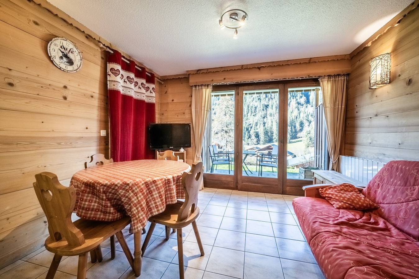 Appartamento intero, Studio con terrazza privata e vista montagna a Chatel, 4 persone in Chatel, Les Portes du Soleil