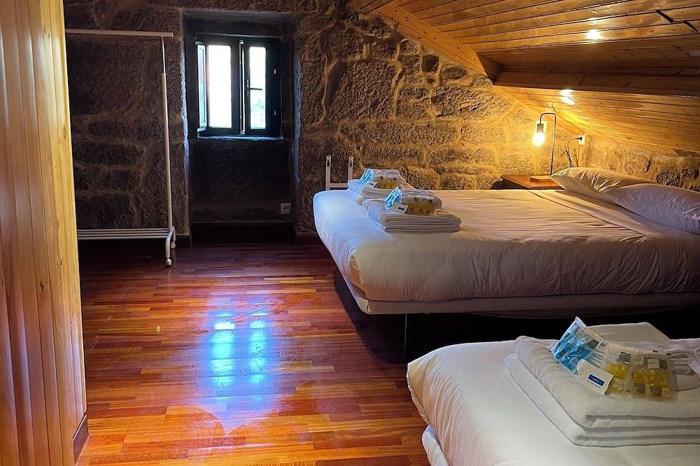 A casiña do abuelo Pepe in La Lama, Provincia de Pontevedra