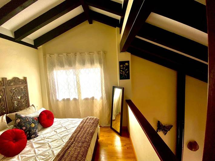 Casa rural para 11 personas, con piscina y jardín además de vistas y piscina para niños, Se admiten mascotas en El Ronquillo - 2