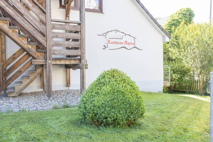 Appartement entier, Appartement 'Fewo Rotwand' avec terrasse partagée, jardin partagé et Wi-Fi in Schwalefeld, Willingen
