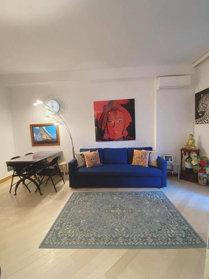 Ολόκληρο το διαμέρισμα, Suite Apartment in Mc Center, 5min walk to Casino & the Port and 1min from underground train station in Μονακό, Mediterranean Coast (France)