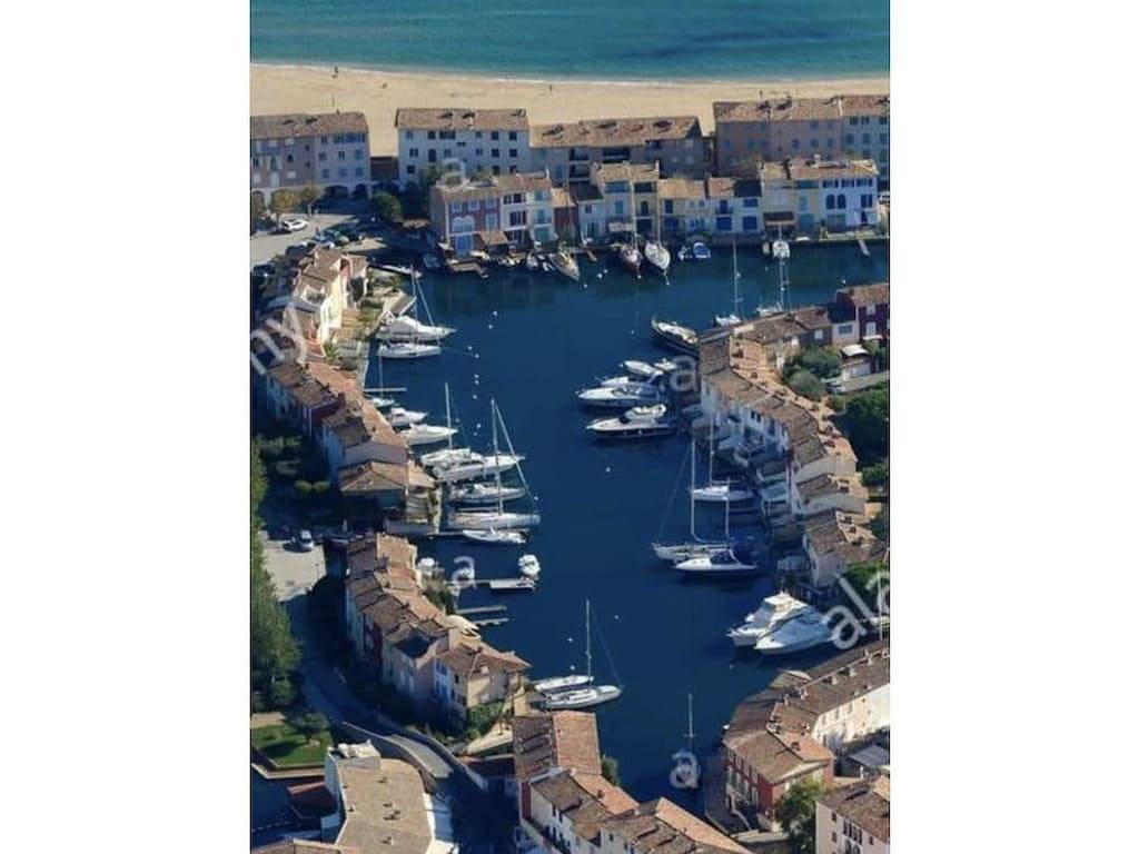 La maison bleu Confortable residencia de vacaciones in Port Grimaud, Grimaud