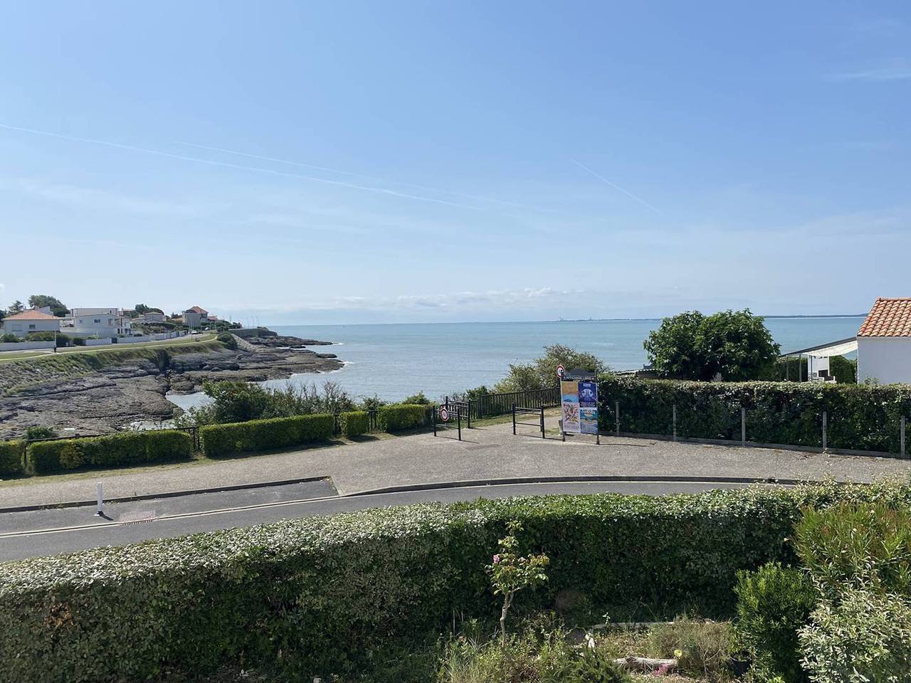 Appartement entier, Vaux-sur-Mer : Charmant T2 en bord de mer avec parking in Vaux-sur-Mer, Côte de Beauté