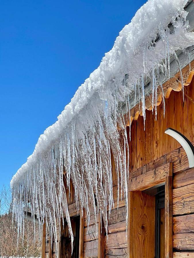 Chalet Vieux Bois, au coeur du village des Rousses in Les Rousses, Parc naturel régional du Haut-Jura