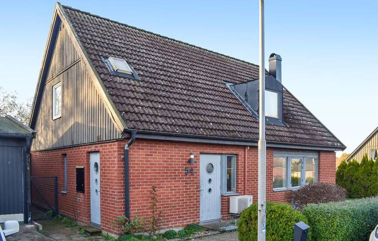 Ferienhaus für 10 Personen, mit Terrasse und Garten in Simrishamn - 2
