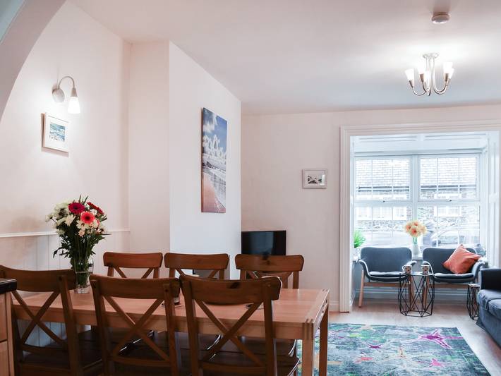 Log cabin for 6 people, with garden in Bude