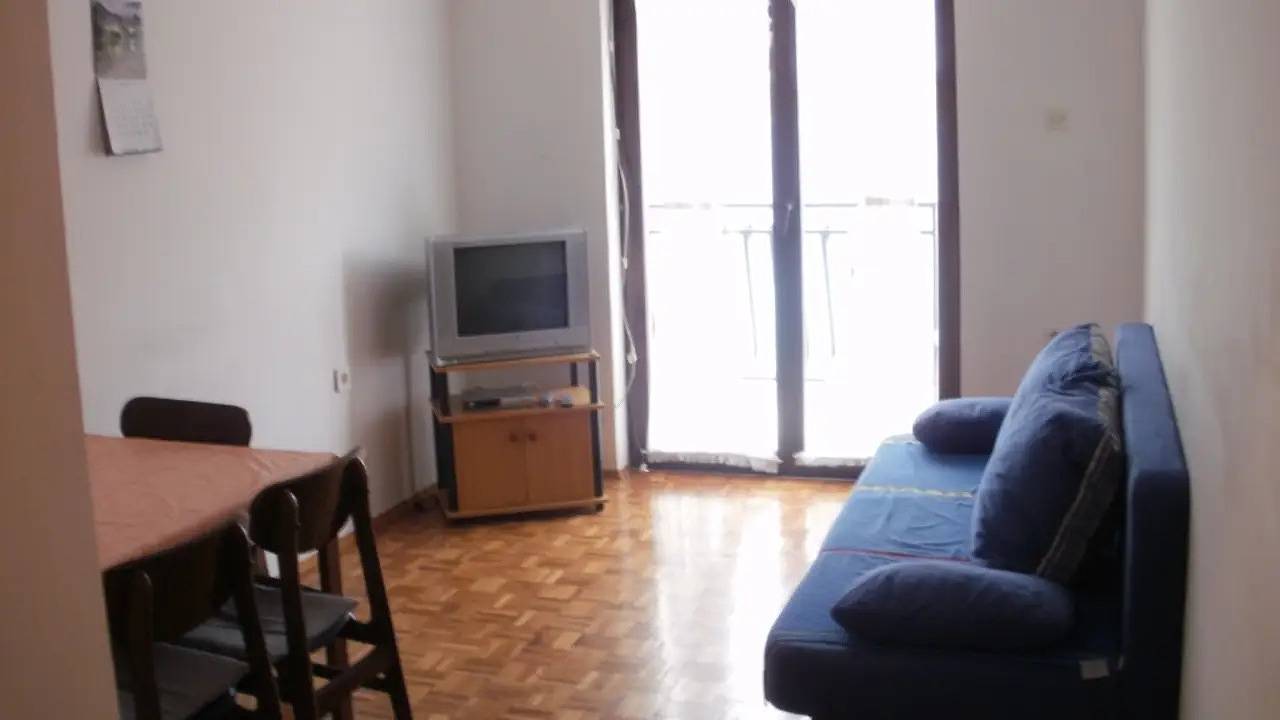 Ganze Ferienwohnung, Ferienwohnung für 4 Personen (45 m²) in Prvic Sepurine in Dalmatinische Inseln