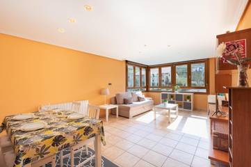 Gîte pour 4 personnes, avec terrasse et piscine à Mutriku