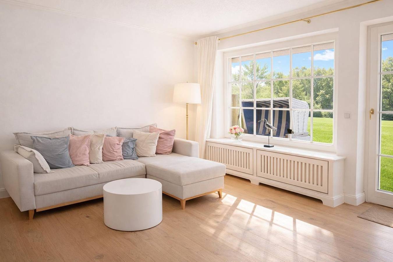 Ganze Wohnung, Ferienwohnung Reethüüs in Keitum auf Sylt unter Reet mit Terrasse & Strandkorb in Keitum, Sylt (Gemeinde)