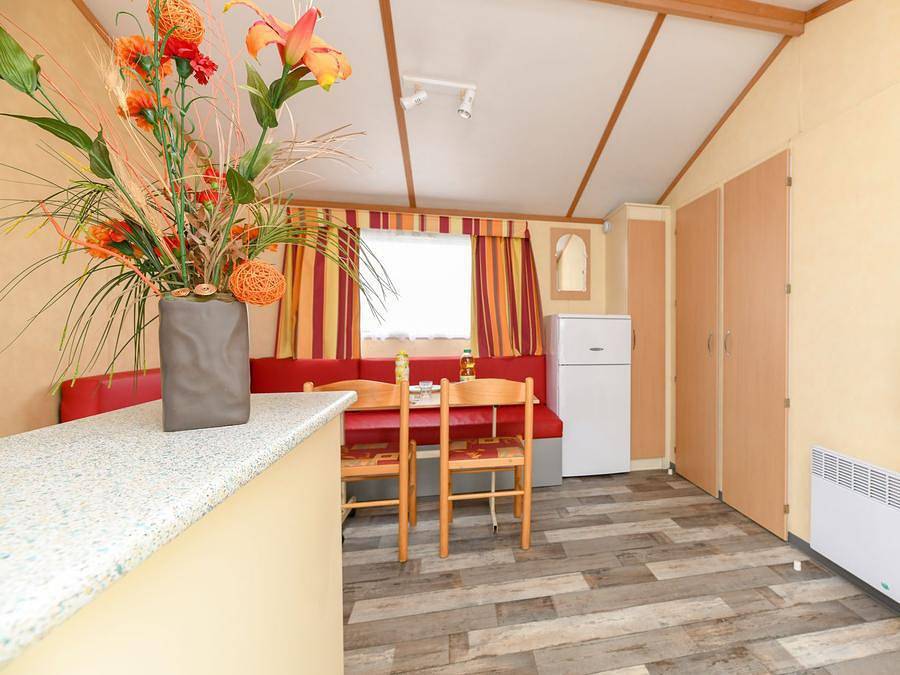 Camping Paradis - La Pomme de Pin - Mobilheim 6 personen - Aqua 2 Zimmer 4/6 Personen Halboffene Terrasse in Jard-sur-Mer, Vendée