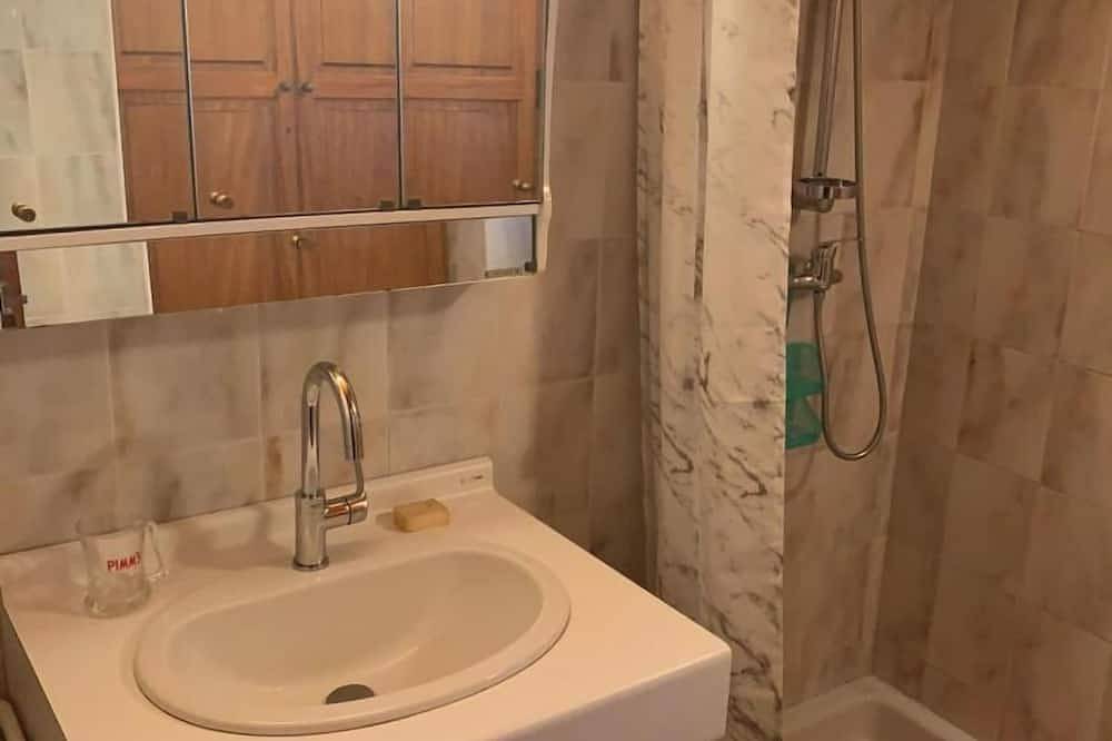 Renting the Prince 4/6 persons in Rûnes in Pont-de-Montvert-Sud-Mont-Lozère, Cevenas