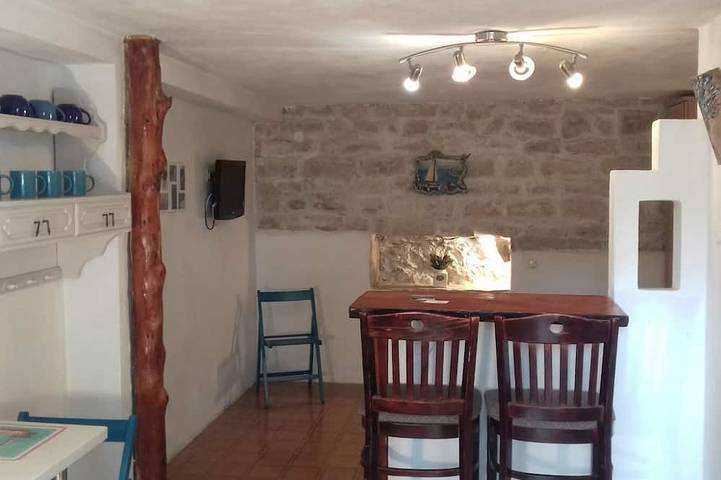 Ganze Wohnung, Studio Appartement mit Terrasse und Meerblick Milna, Vis in Rukavac, Split-Dalmatien