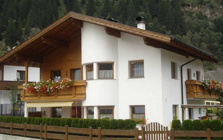 Ferienwohnung für 6 Personen, mit Ausblick und Balkon, kinderfreundlich - 1