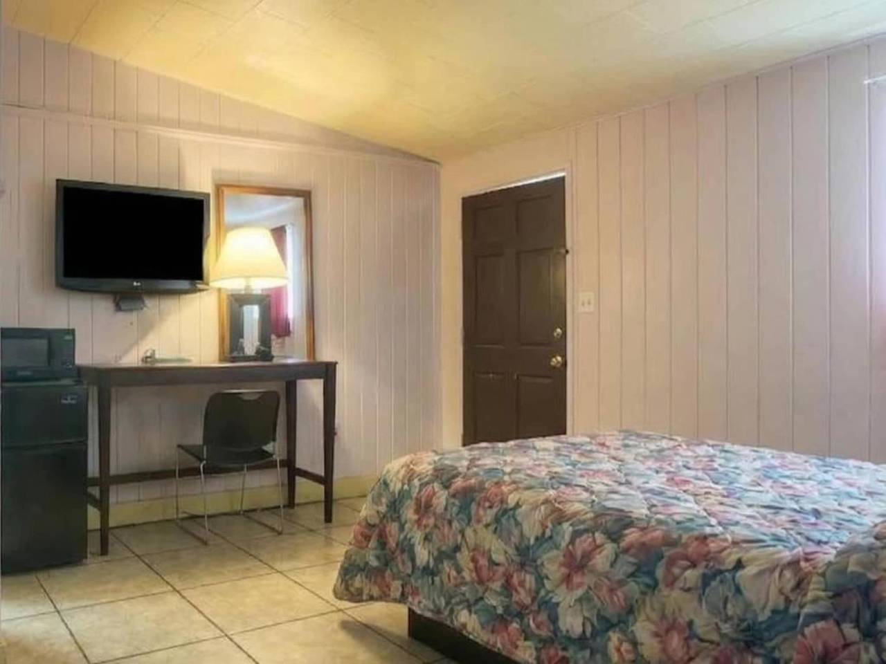 Entire apartment, Full Bed|Smoking|Mobile Al in Mobile (AL), Mobile Bay