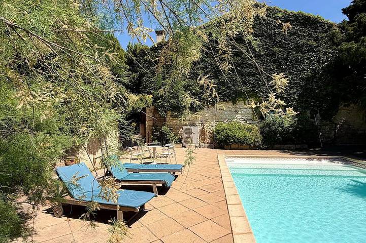 Villa pour 15 personnes, avec Terrasse et Jardin