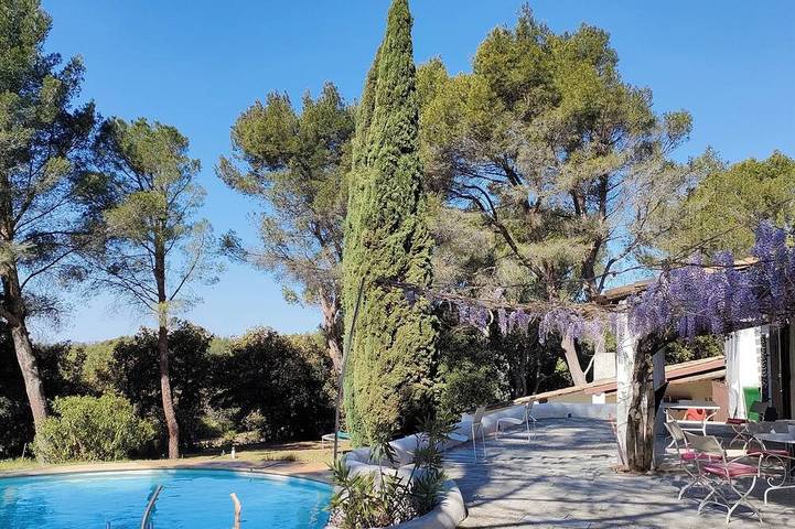 Villa for 8 people, with hot tub and garden - 1