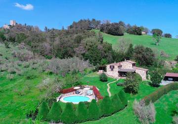 Agriturismo per 5 Persone in Pomarance, Riserva Naturale di Monterufoli, Foto 3