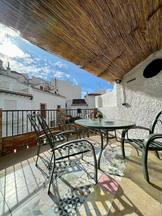 Casa rural para 6 personas, con terraza y vistas en Yunquera - 4