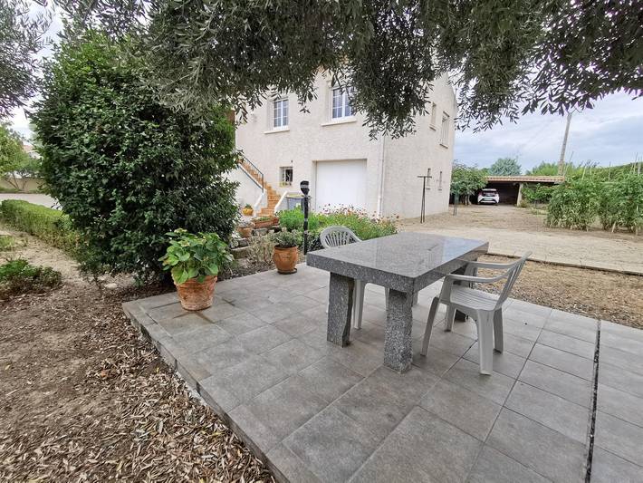 Maison de vacances pour 4 personnes, avec Terrasse et Jardin à Servian