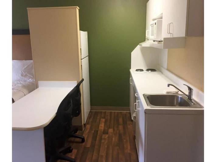 Apartamento entero, 1 Cama Tamaño Queen | Para No Fumadores, Cocina in Lago Ontario