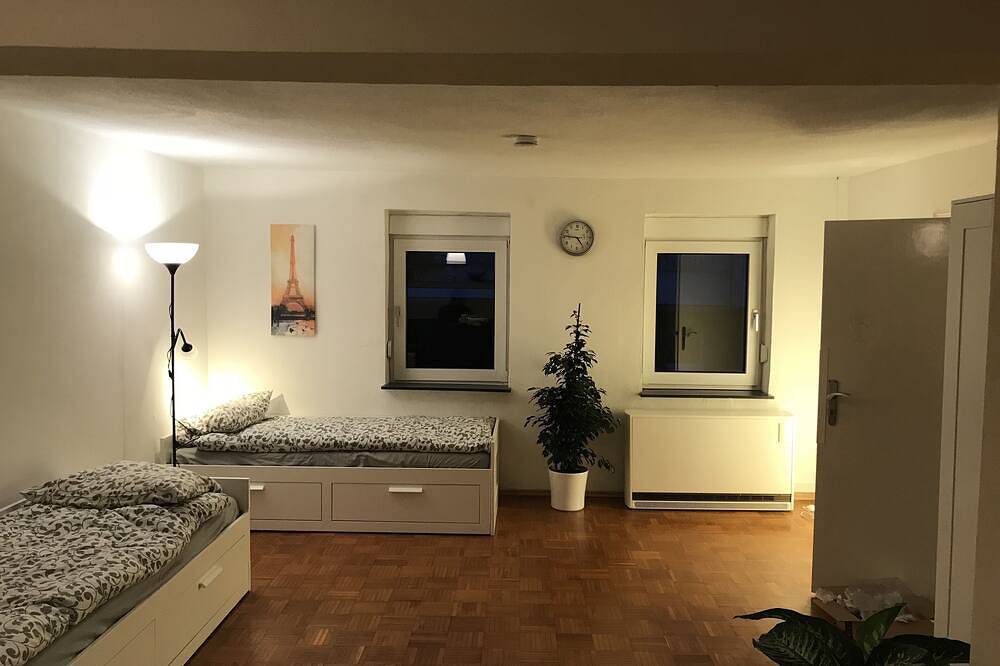 Gemütliche Ferienwohnung in bester Lage! Entdecken Sie Kassel und Umgebung in Niestetal, Hessisches Bergland