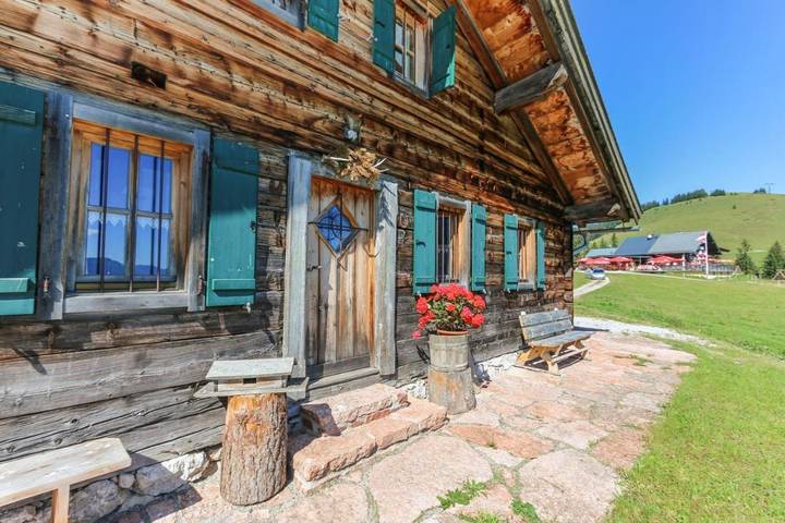 Ferienhaus für 9 Personen, mit Balkon und Terrasse sowie Garten und Ausblick in Lofer - 3