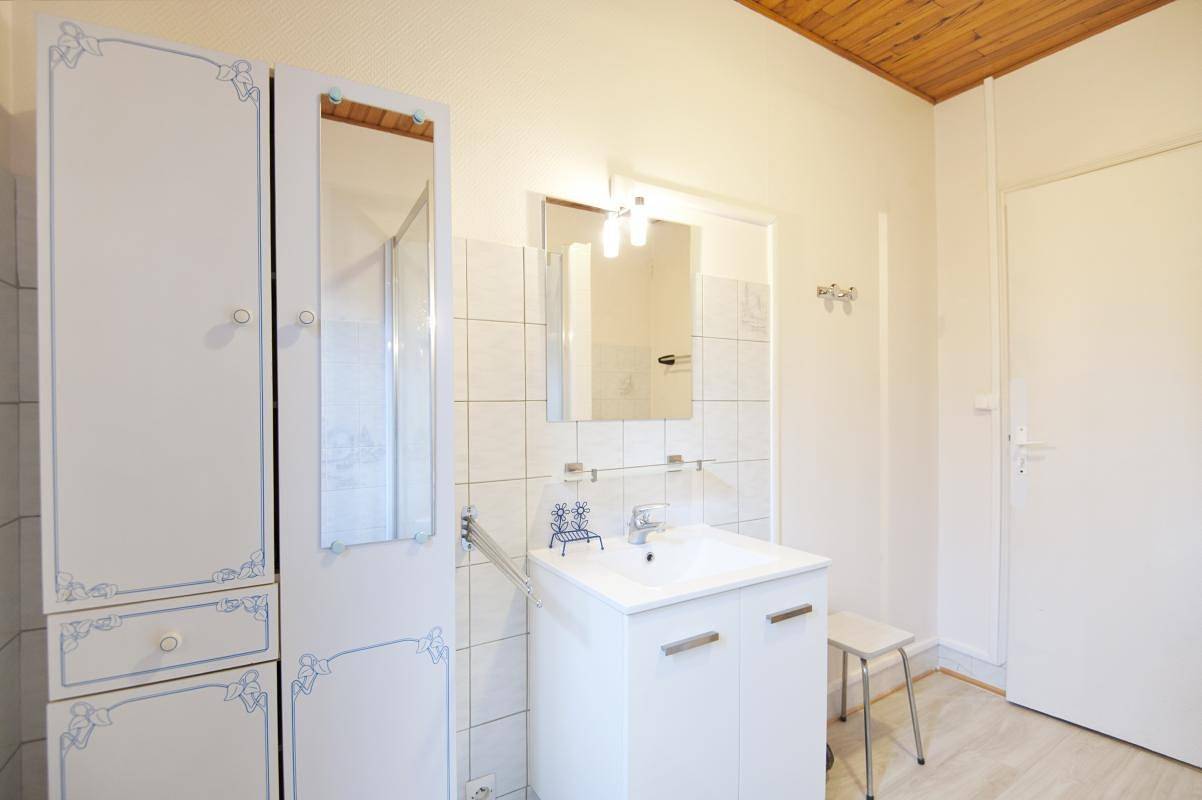 Gîte de charme de 70m2 avec jardin et WiFi in Tramoyes, Région de Bourg-en-Bresse