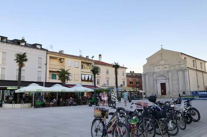 Appartement entier, In Savudrija mit Privatem Garten und Panoramablick in Umag, Région d'Umag