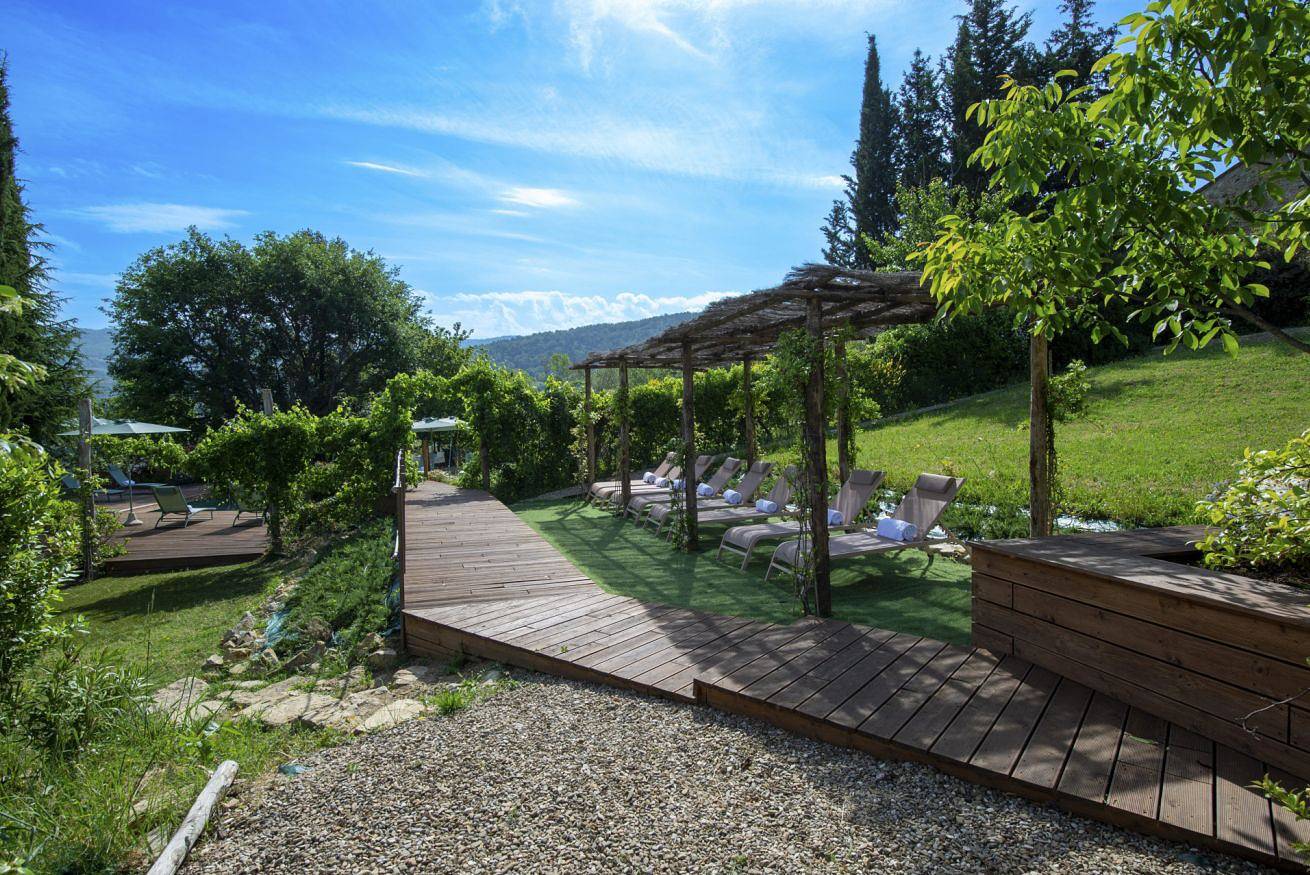 Villa Chianti with exclusive pool and typical barn in Panzano In Chianti, Chianti