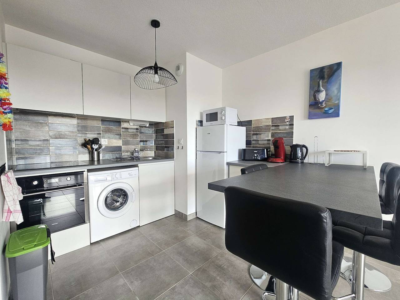 Appartement entier, Appartement T2 avec balcon, parking privé, wifi - Balaruc-les-Bains in Balaruc-les-Bains, Côte méditerranéenne (France)