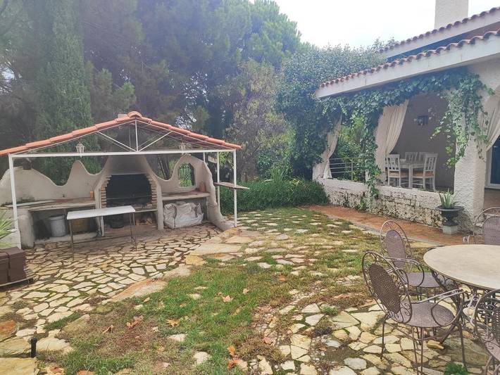 Albergue para 3 personas, con vistas además de jardín y piscina en Provincia de Madrid - 4