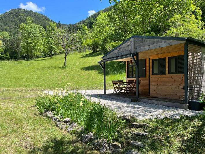 Gîte pour 3 personnes, avec jardin et vue à Treschenu-Creyers - 2