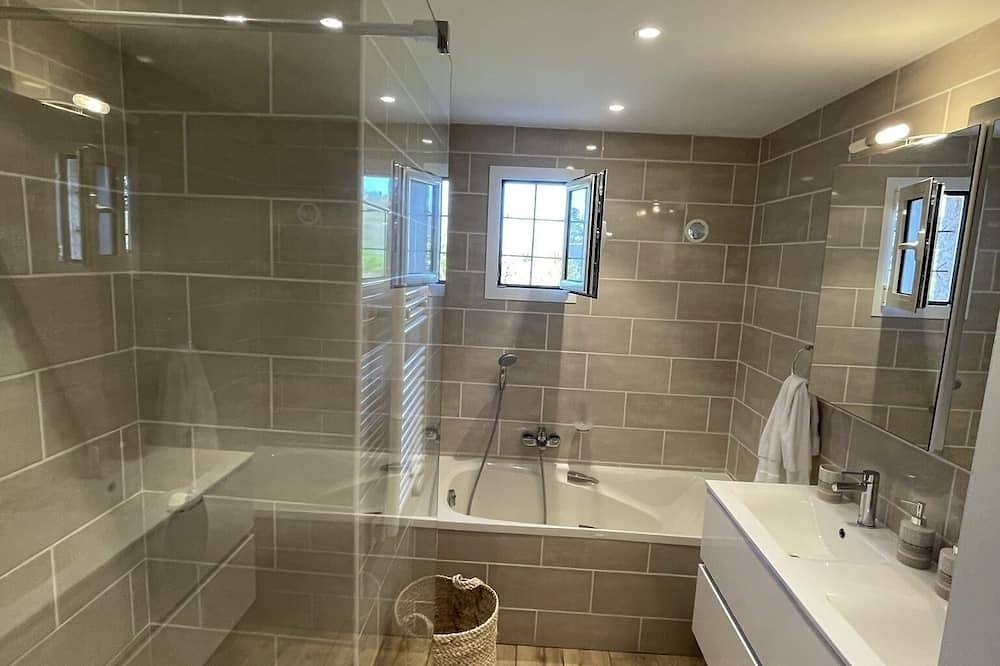 Villa 10 personnes entre Calvi et Ile Rousse in Sant Ambroggio, Lumio