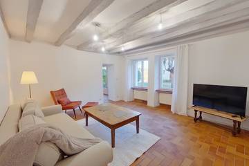 Gîte pour 5 personnes, avec piscine et jardin à Lésigny (Vienne)